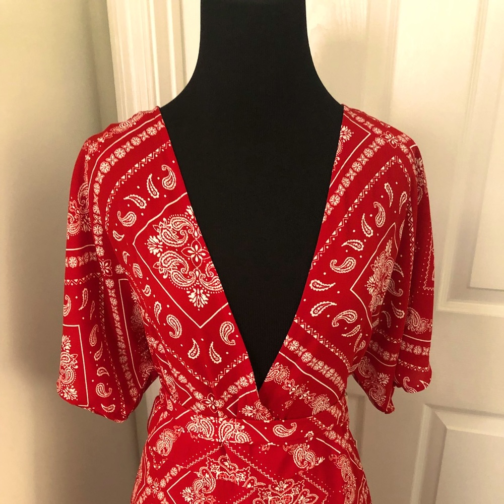 Forever21 Deep V Maxi Dress